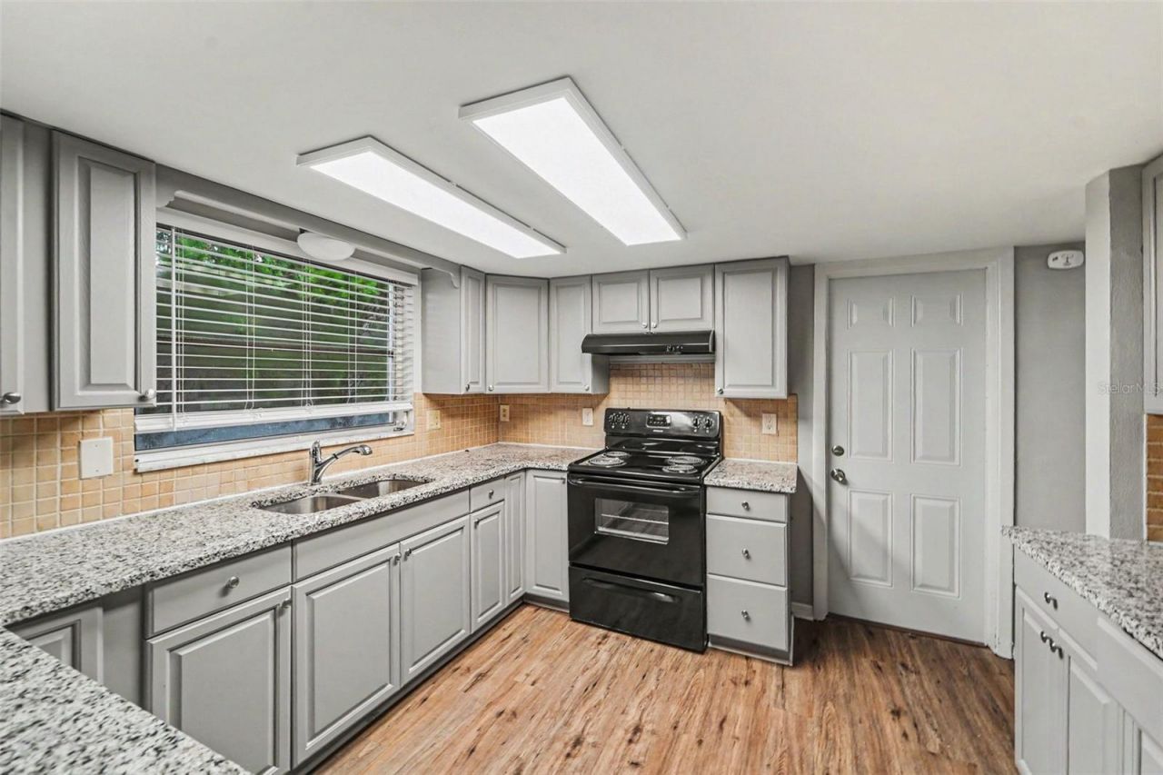 9540 Rainbow Lane , Port Richey, FL 34668 Photo