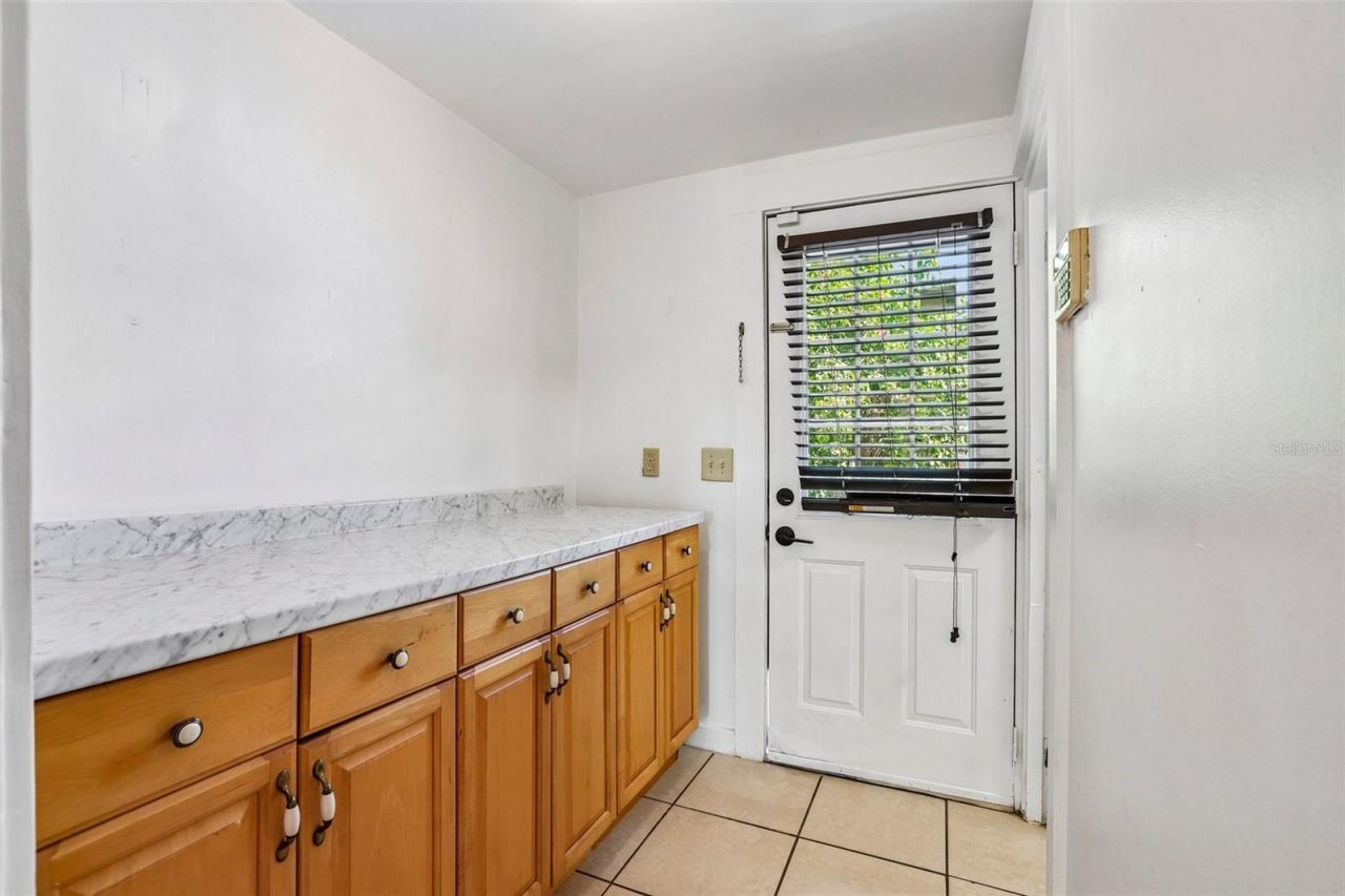 467 9th Avenue N, Saint Petersburg, FL 33701 Photo
