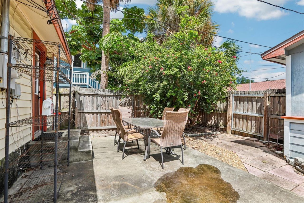 467 9th Avenue N, Saint Petersburg, FL 33701 Photo