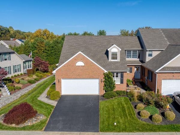 2 SPRING HILL LANE , MOUNTVILLE, PA 17554