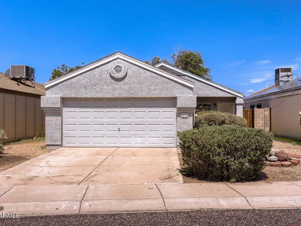 2834 W CAMPO BELLO Drive, Phoenix, AZ 85053