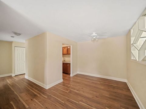 Main Photo