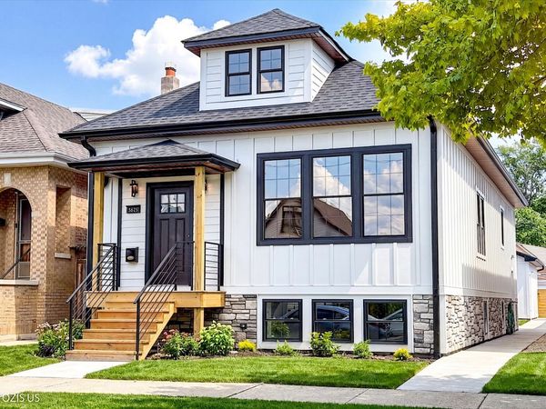 3625 N Nora Avenue , Chicago, IL 60634