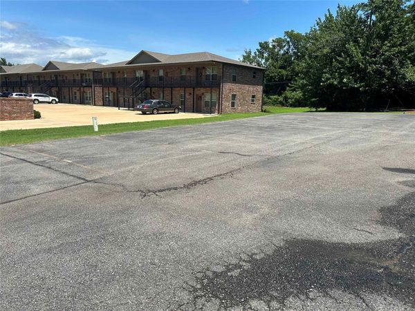 1315 E Downing Street , Tahlequah, OK 74464