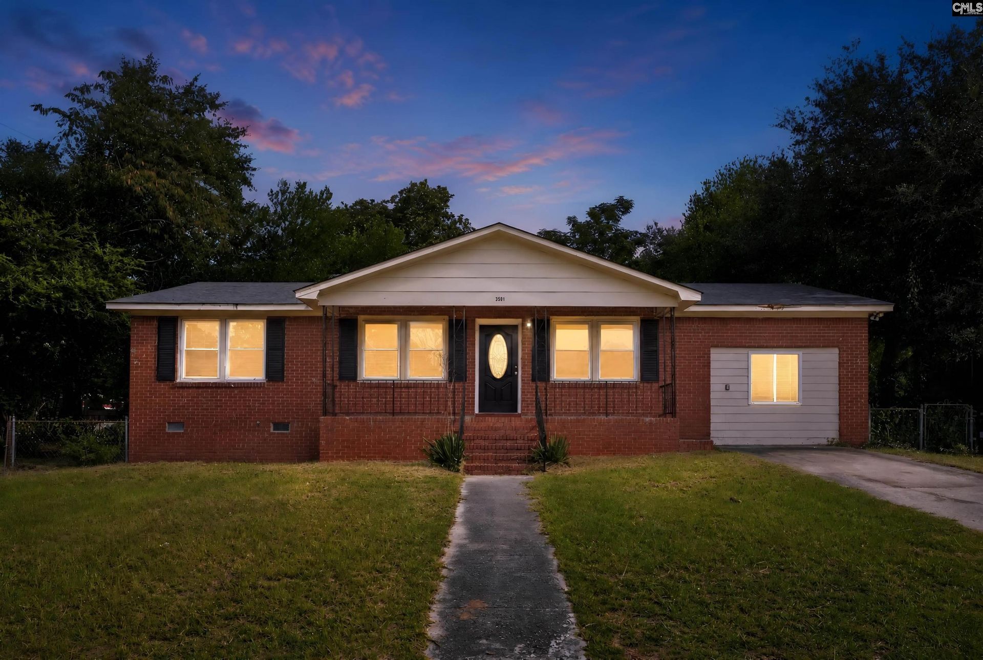3501 Traveler Lane  Photo 10