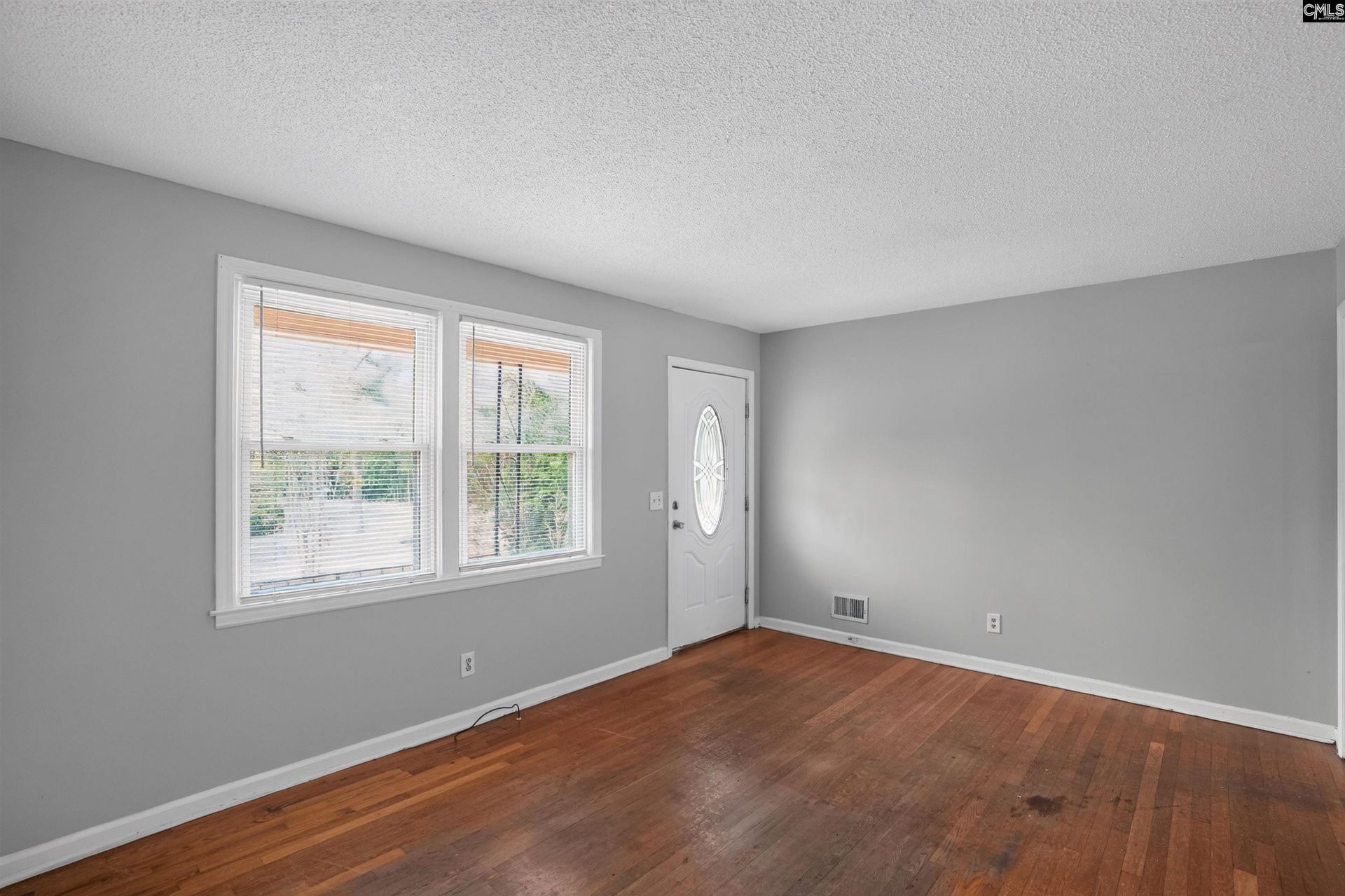 3501 Traveler Lane  Photo 13