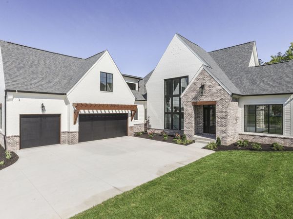 10880 Dartmoor Court , Zionsville, IN 46077
