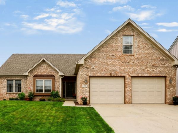 40 Decourcy Lane , Franklin, IN 46131