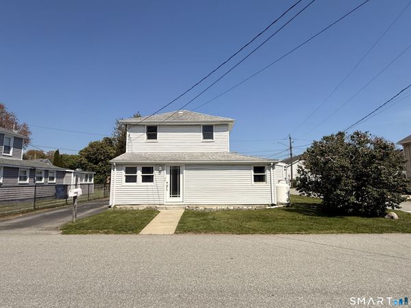 40 Portland , Old Lyme, CT 06371