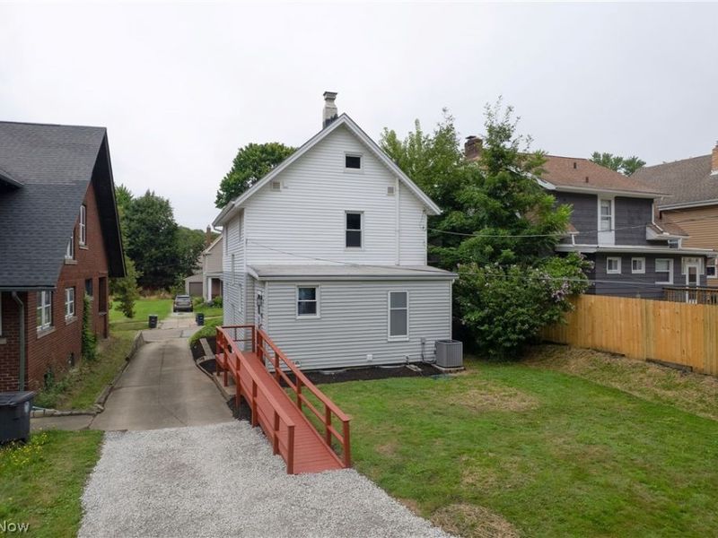 362 Palm Avenue, Akron, OH 44301 Photo 5