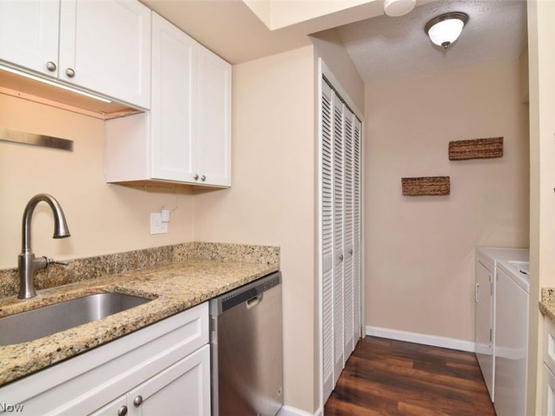 8117 Puritan Drive, Unit B, Mentor, OH 44060 Photo 14