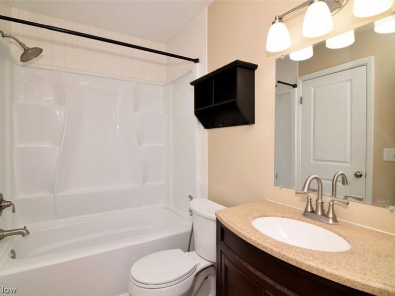 8117 Puritan Drive, Unit B, Mentor, OH 44060 Photo 21