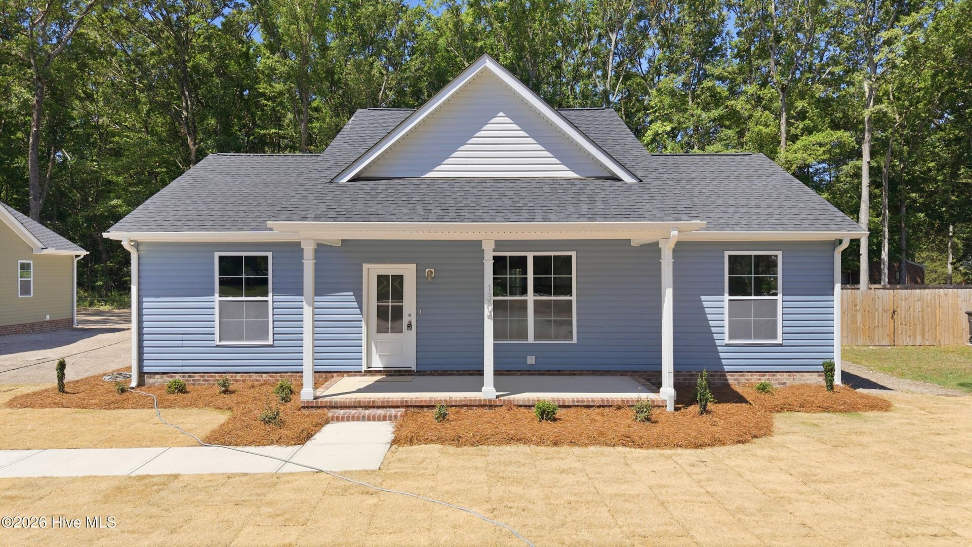1304 W Canal Street, Tarboro, NC 27886 Main Photo