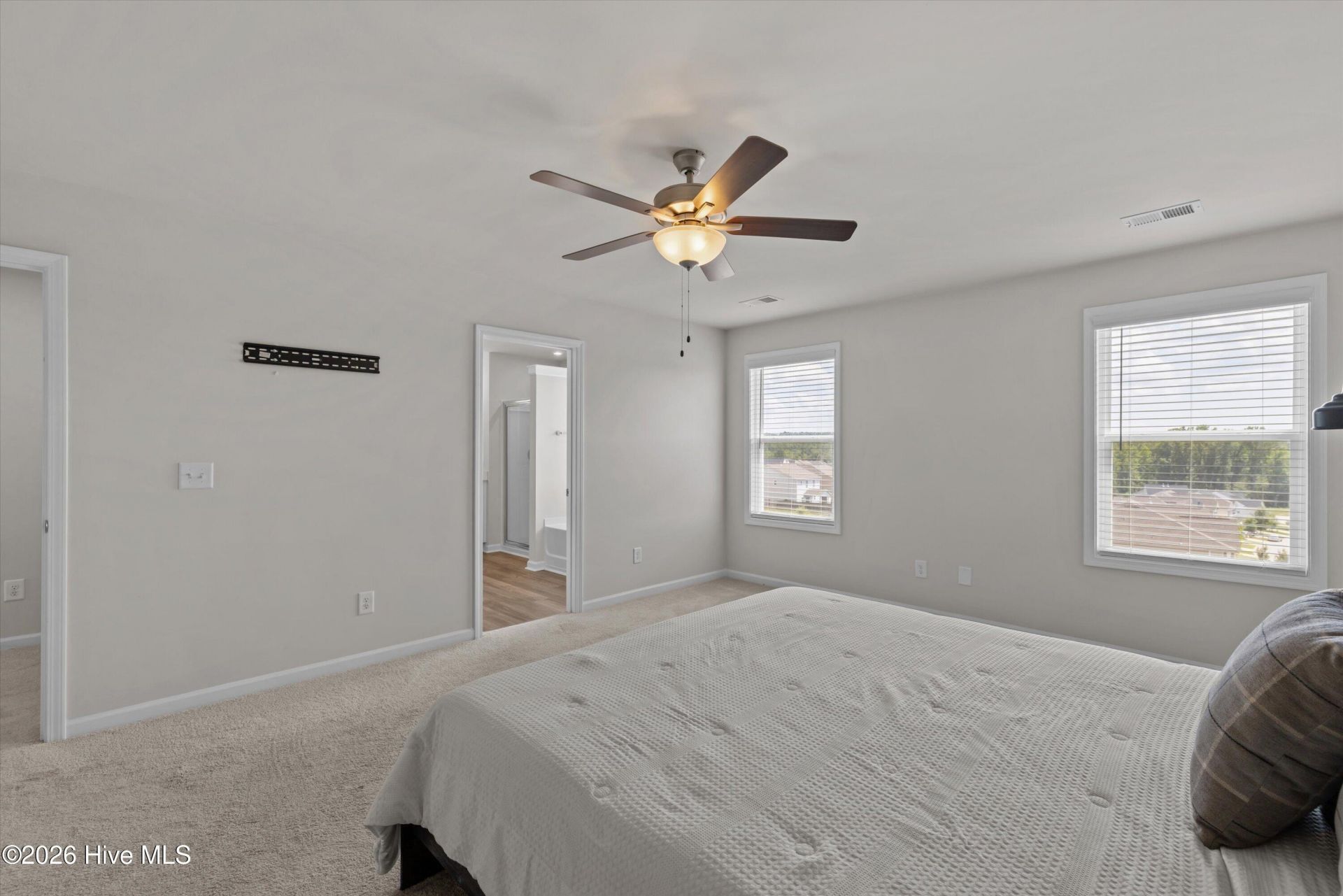 323 Mansell Park Photo 20