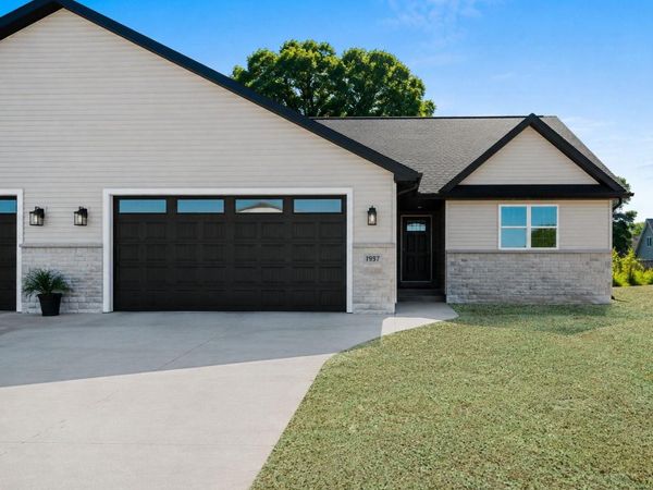 1837 LONDON ROAD, Green Bay, WI 54311
