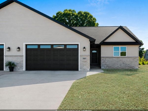 1837 LONDON ROAD, Green Bay, WI 54311