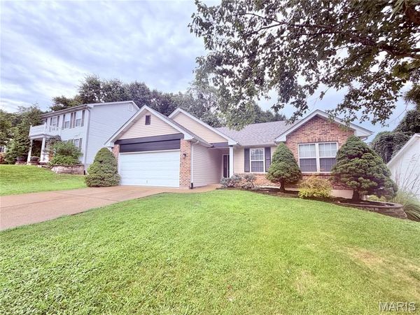 2020 Grants Valley Lane , Imperial, MO 63052