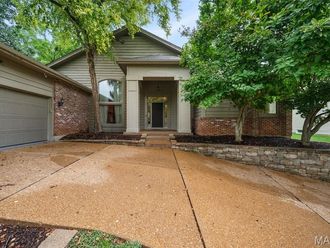 14360 Cedar Springs Drive Town and Country, MO 63017