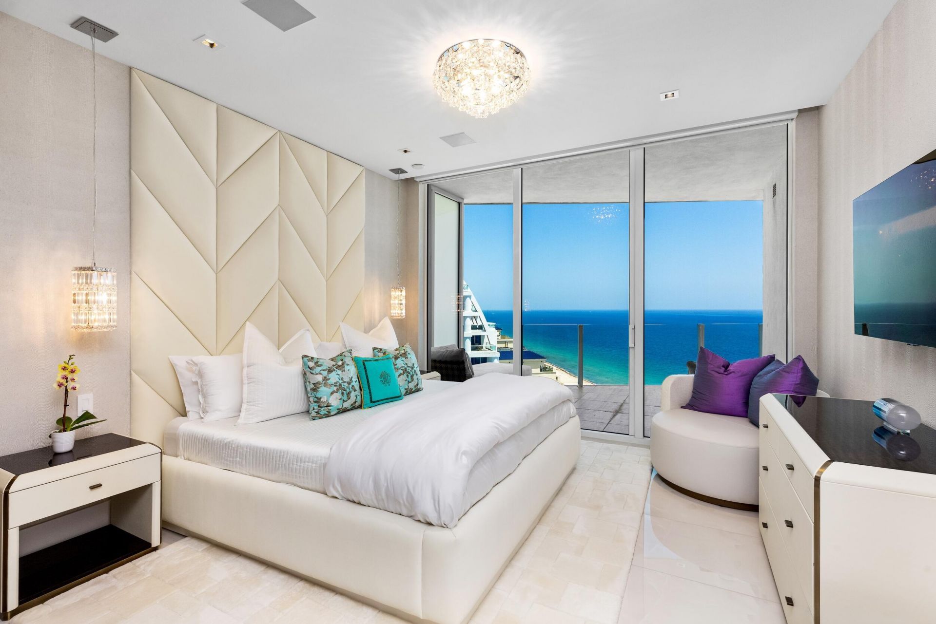 525 N Fort Lauderdale Beach Boulevard, Unit 1702, Fort Lauderdale, FL 33304 Photo