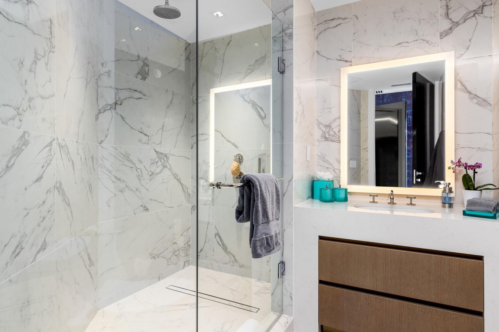 525 N Fort Lauderdale Beach Boulevard, Unit 1702, Fort Lauderdale, FL 33304 Photo