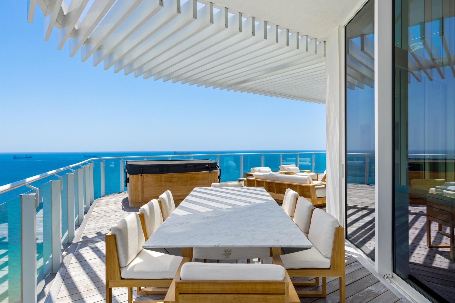 525 N Fort Lauderdale Beach Boulevard, Unit 1702, Fort Lauderdale, FL 33304 Photo