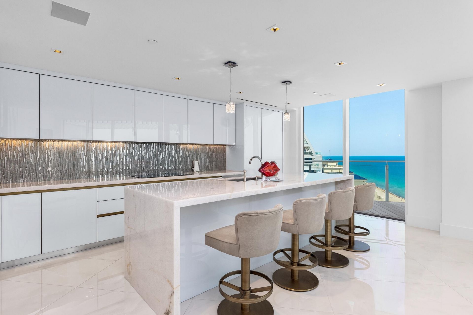 525 N Fort Lauderdale Beach Boulevard, Unit 1702, Fort Lauderdale, FL 33304 Photo