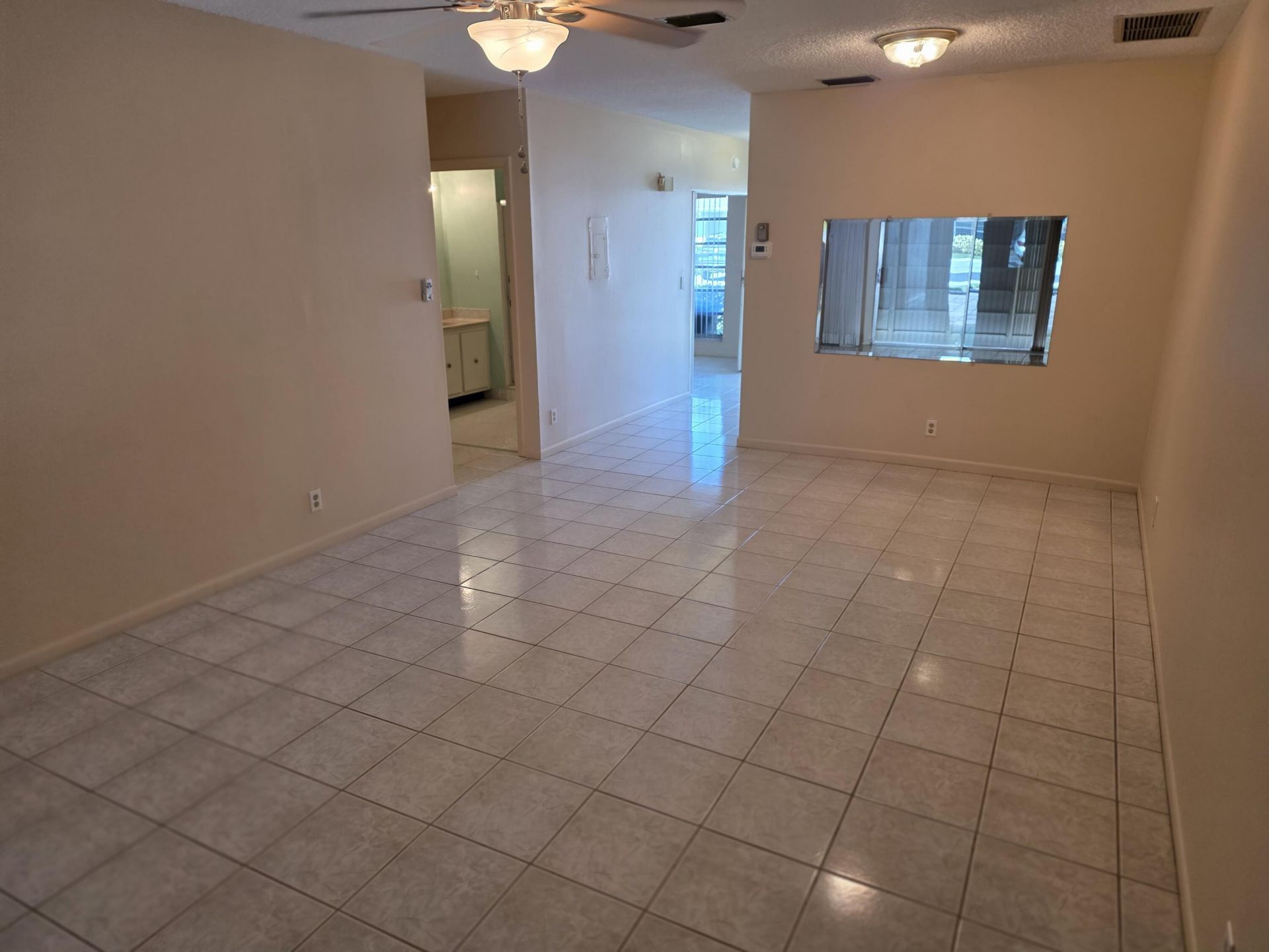 8590 Chevy Chase Drive, Unit 130, Boca Raton, FL 33433 Photo