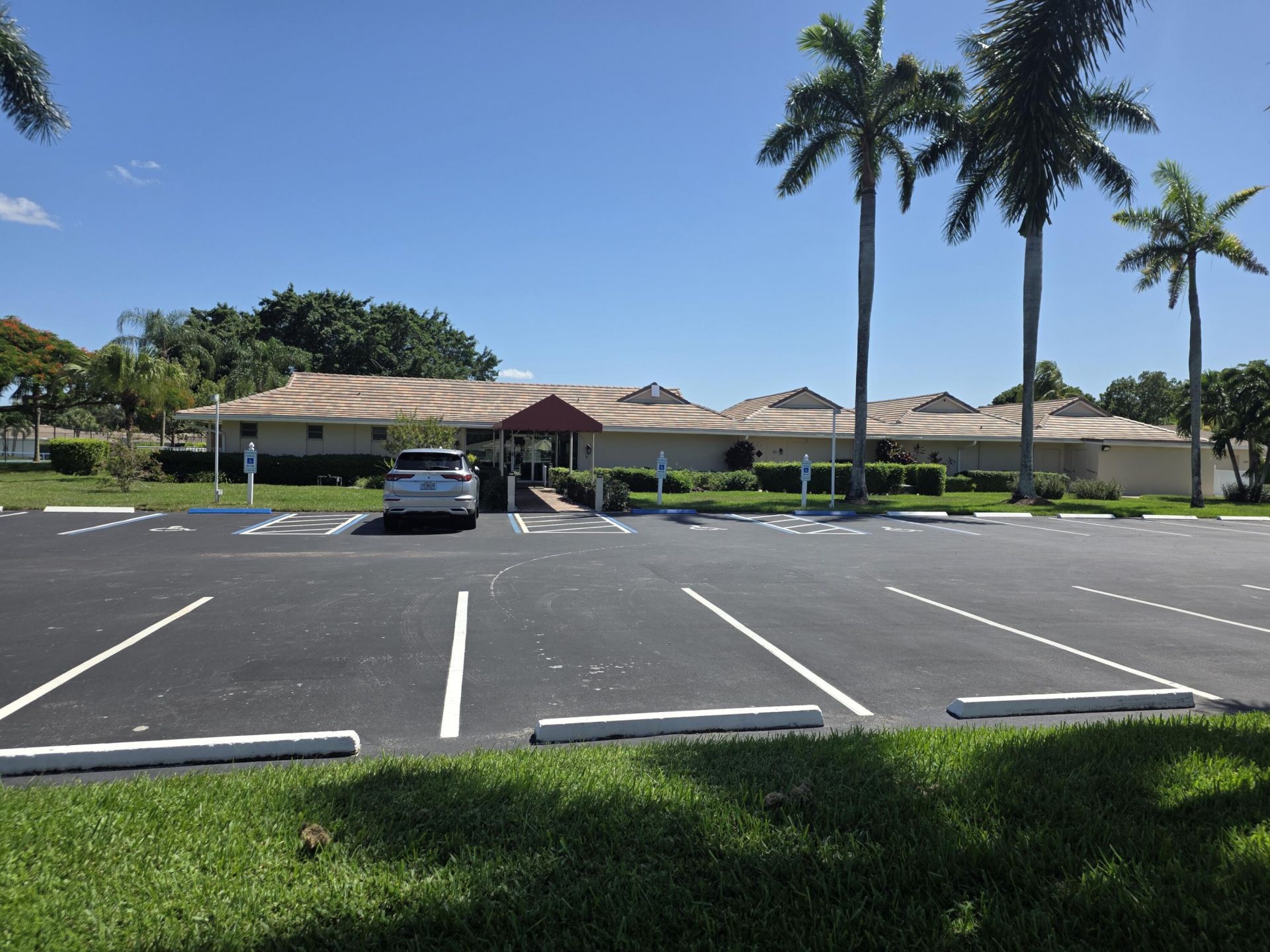 8590 Chevy Chase Drive, Unit 130, Boca Raton, FL 33433 Photo