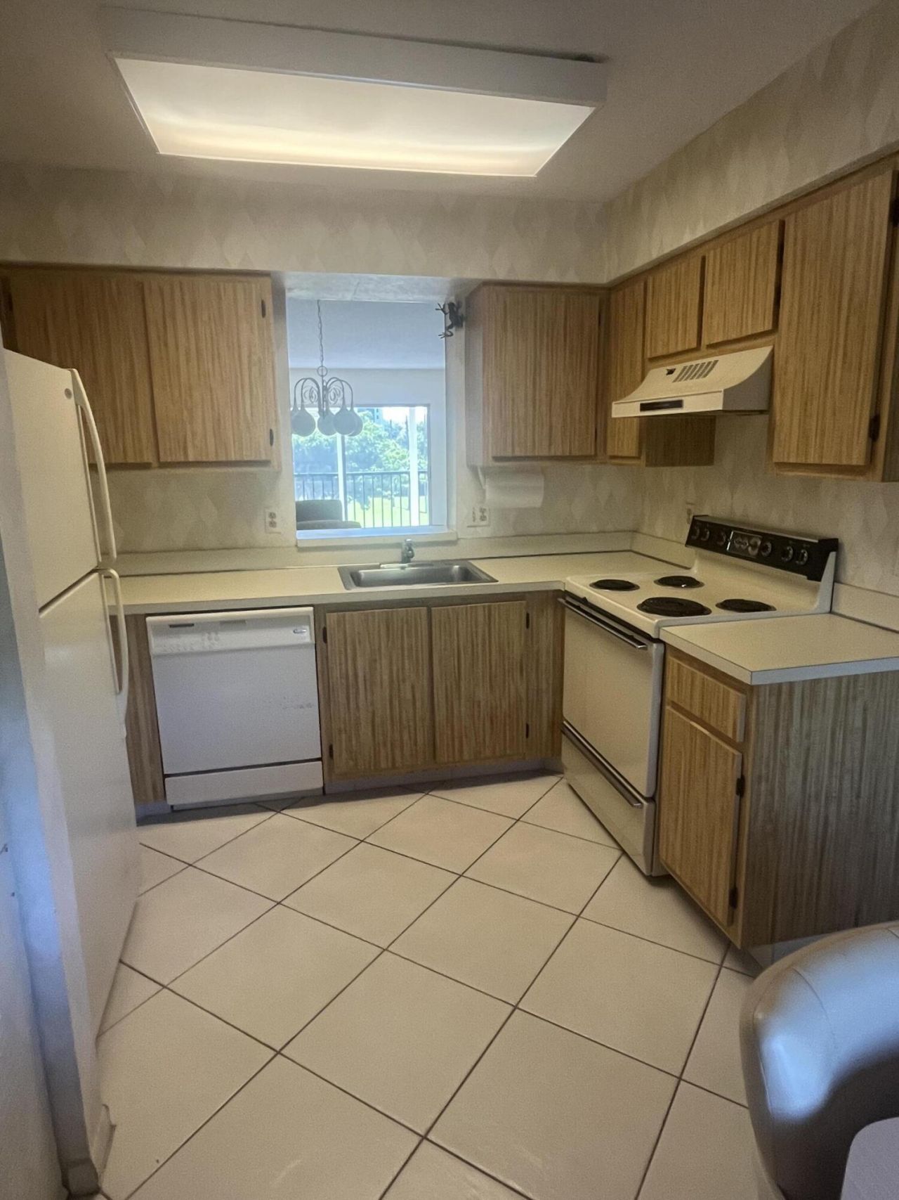 7006 Huntington Lane, Unit 302, Delray Beach, FL 33446 Photo