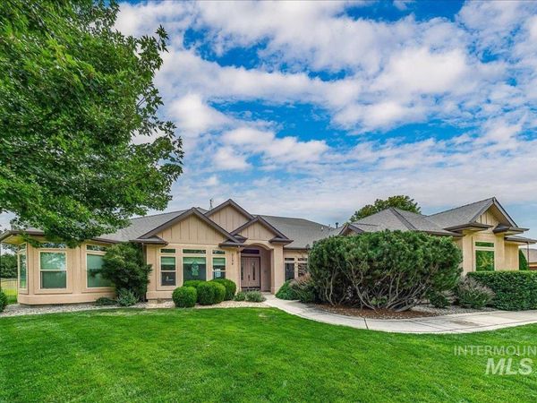 3134 N Merlot Place, Star, ID 83669