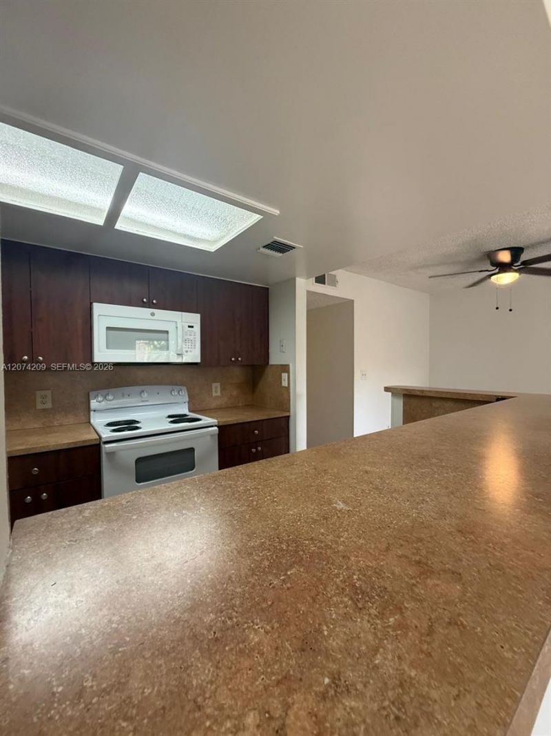 3228 Coral Lake Dr, Unit 3228, Coral Springs, FL 33065 Photo