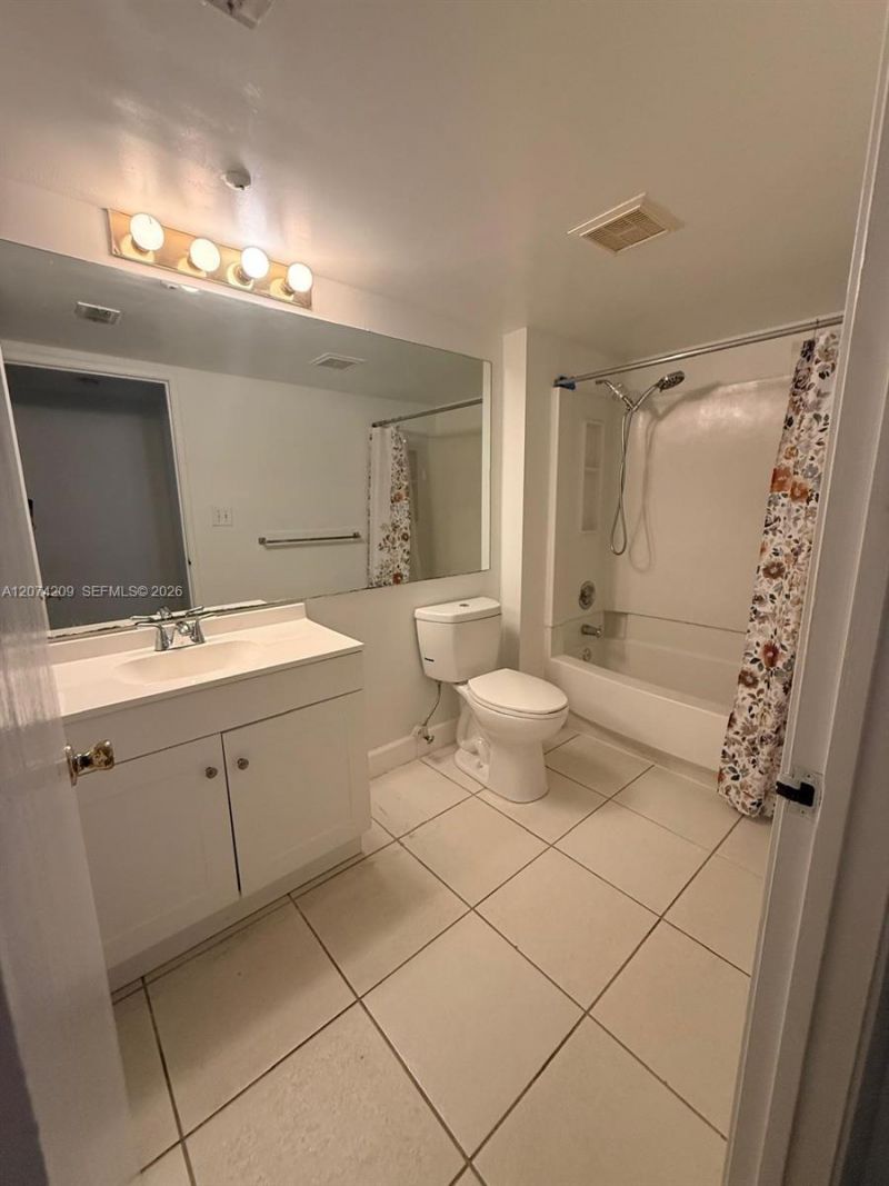 3228 Coral Lake Dr, Unit 3228, Coral Springs, FL 33065 Photo