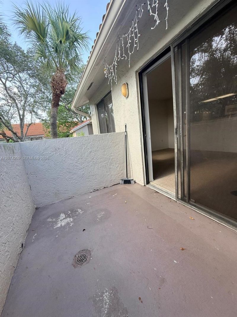 3228 Coral Lake Dr, Unit 3228, Coral Springs, FL 33065 Photo