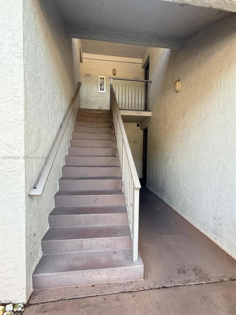 3228 Coral Lake Dr, Unit 3228, Coral Springs, FL 33065 Photo