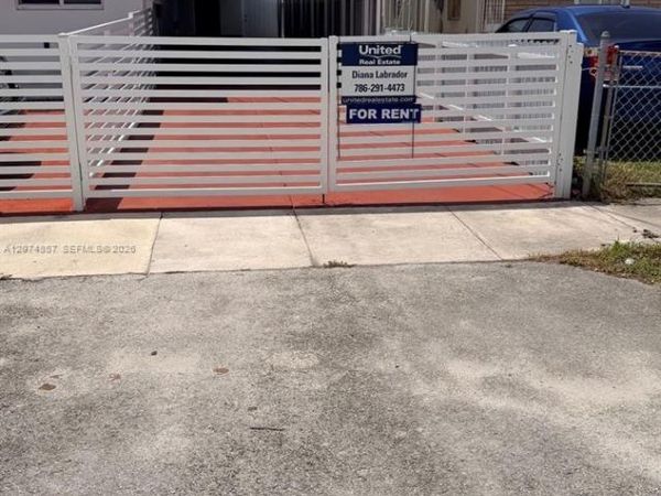 3144 SW 23rd St , Unit 3144, Miami, FL 33145