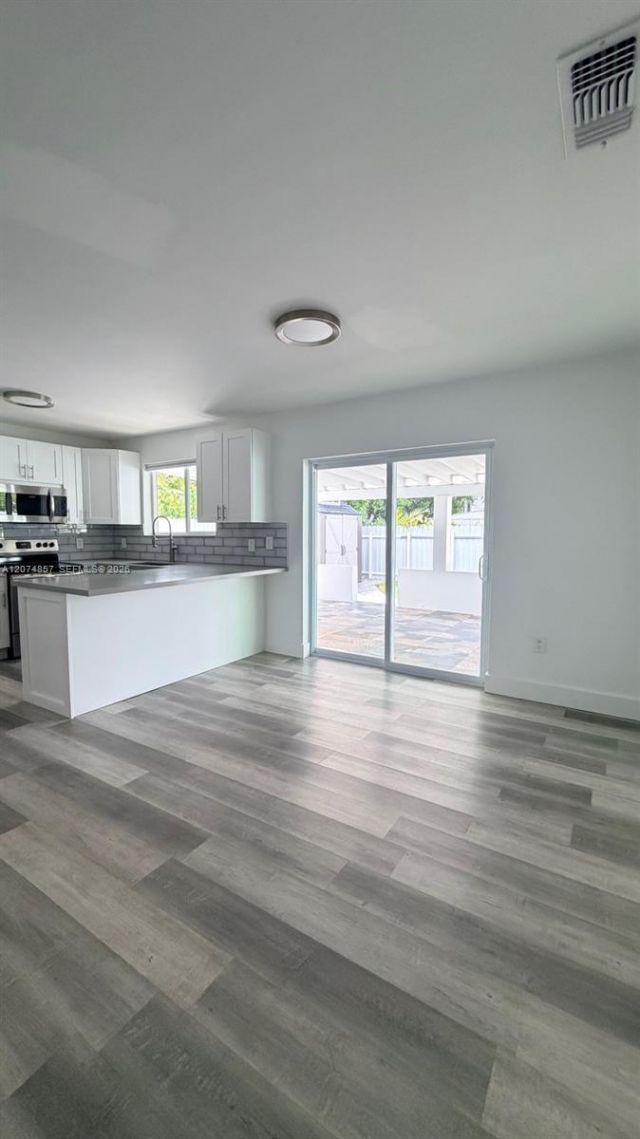 3144 SW 23rd St, Unit 3144, Miami, FL 33145 Photo