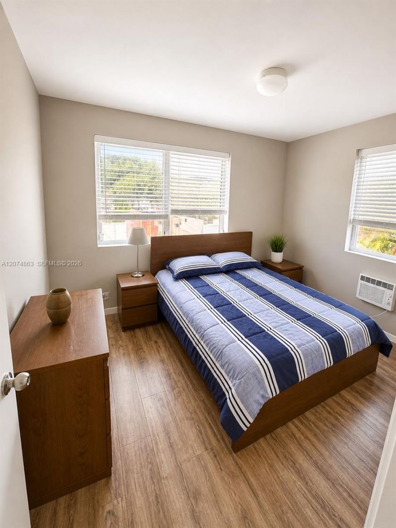 375 SW 19th Ave , Unit 2, Miami, FL 33135 Photo