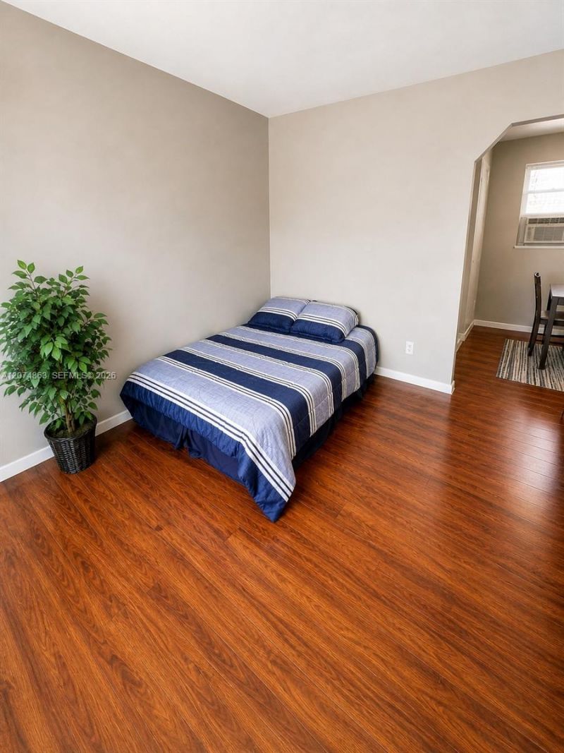 375 SW 19th Ave , Unit 2, Miami, FL 33135 Photo