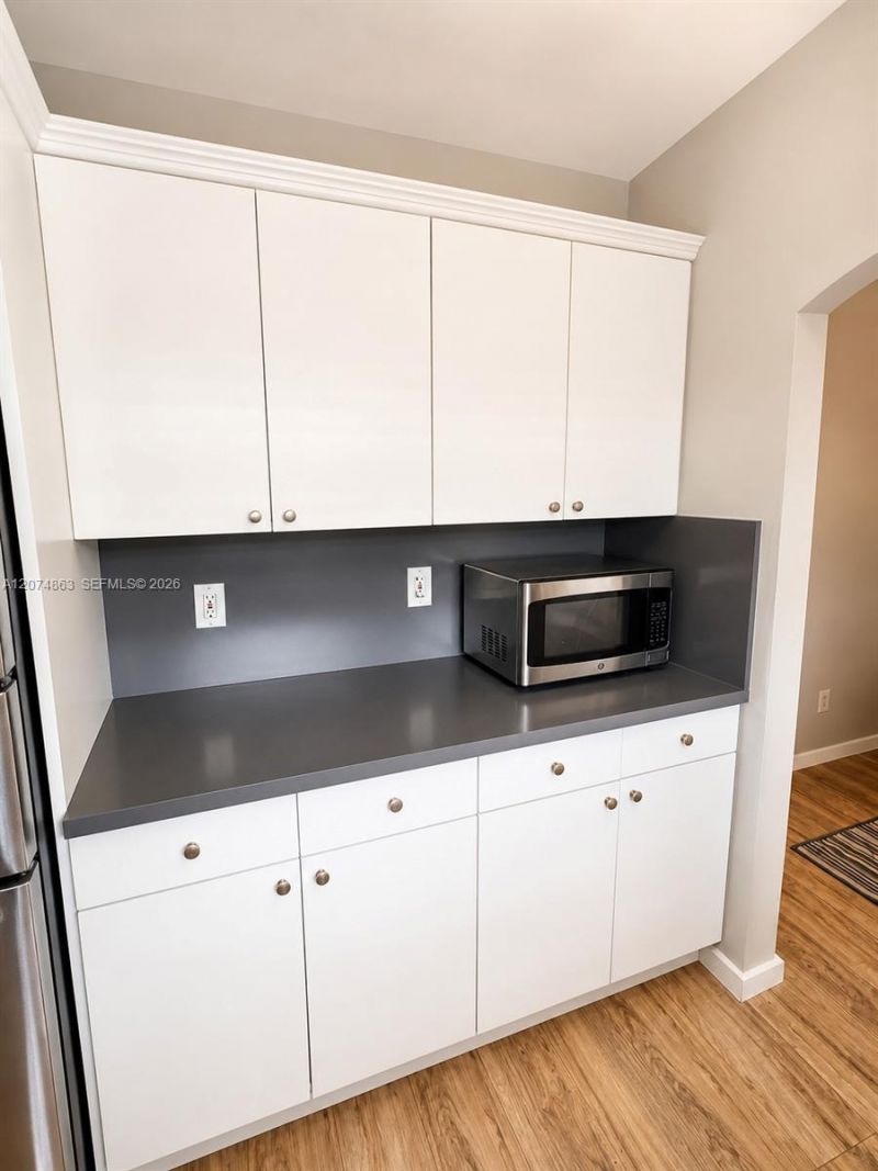 375 SW 19th Ave , Unit 2, Miami, FL 33135 Photo