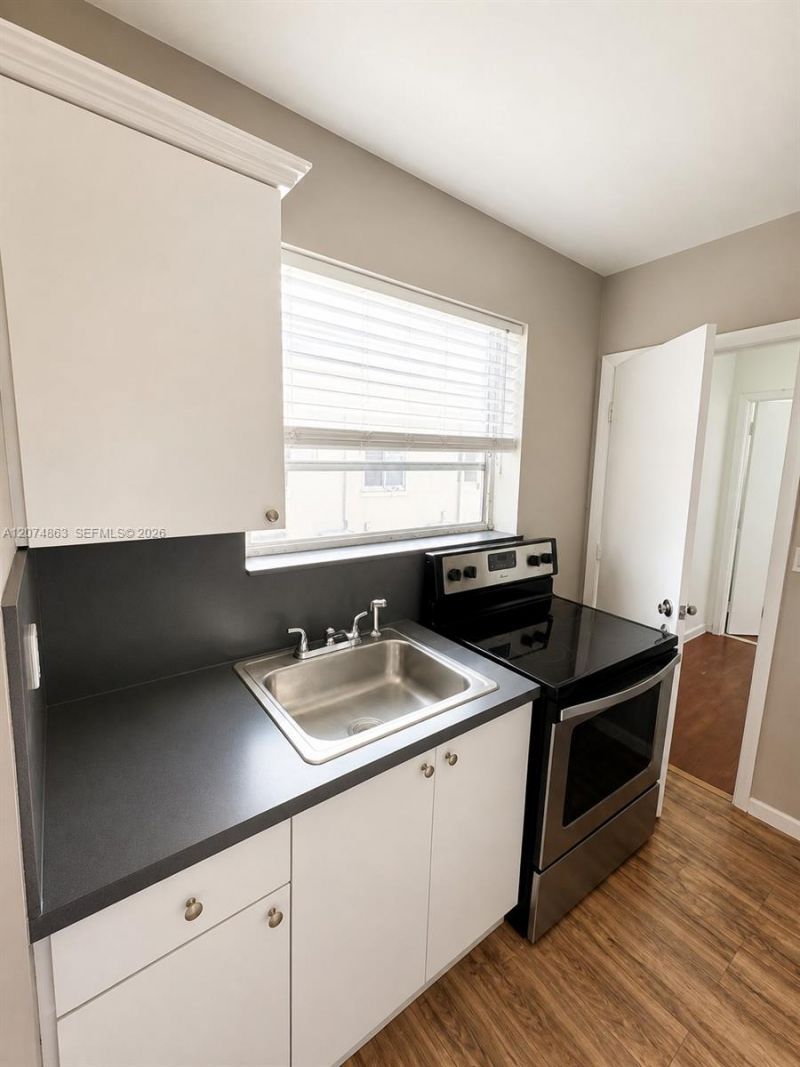 375 SW 19th Ave , Unit 2, Miami, FL 33135 Photo
