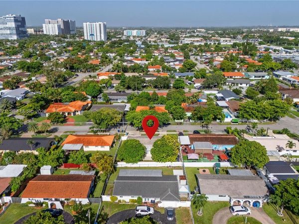 225 SW 102nd Pl , Sweetwater, FL 33174