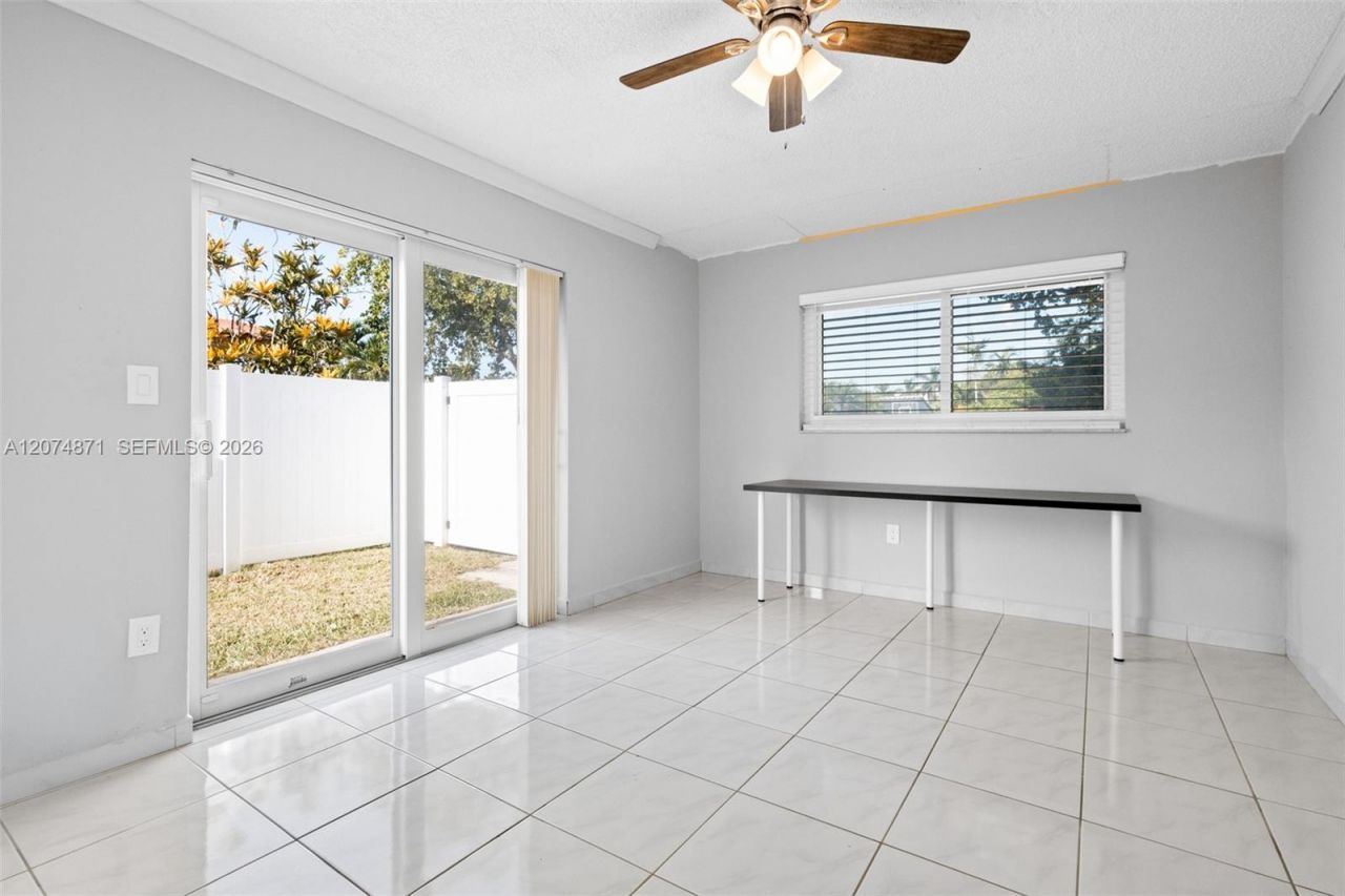 225 SW 102nd Pl , Sweetwater, FL 33174 Photo
