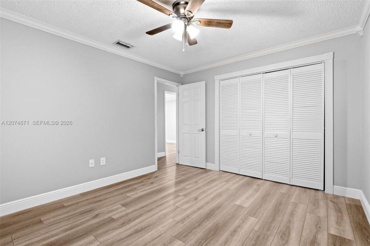 225 SW 102nd Pl , Sweetwater, FL 33174 Photo