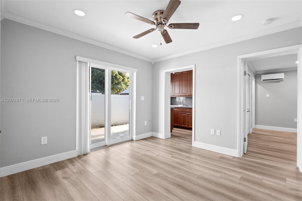 225 SW 102nd Pl , Sweetwater, FL 33174 Photo