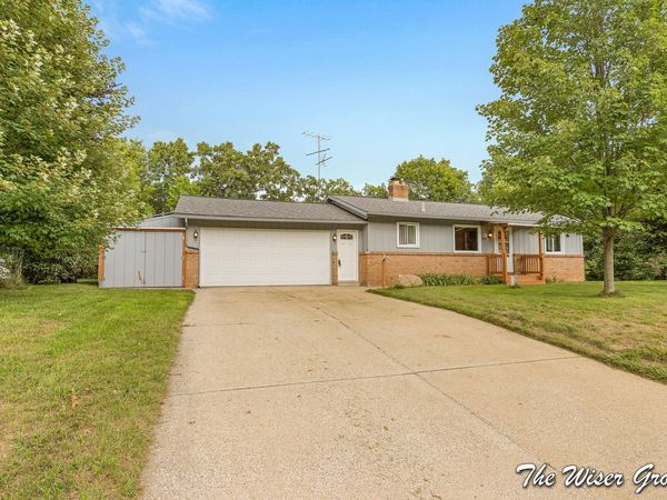 1861 Rupert Street NE, Grand Rapids, MI 49525