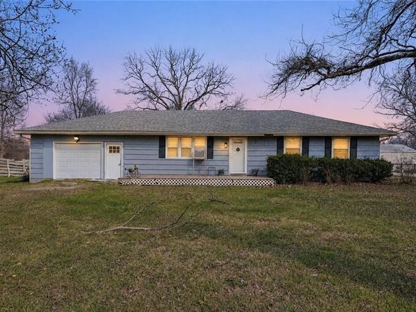 529 N 5 Street, Lacygne, KS 66040