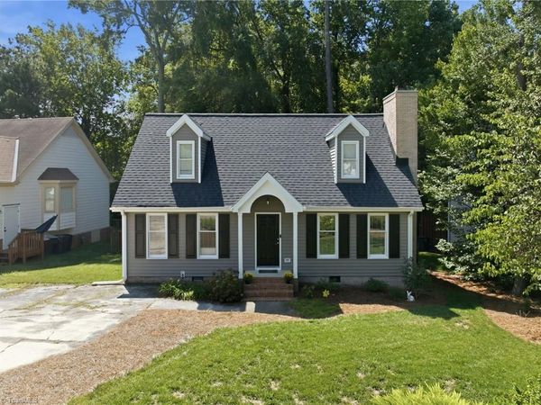 11 River Chase Court, Greensboro, NC 27407