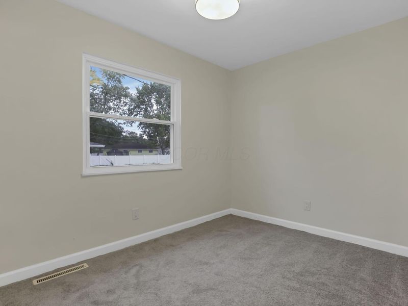2714 Roxbury Road , Columbus, OH 43219 Photo 12