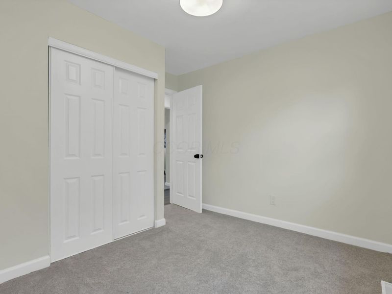 2714 Roxbury Road , Columbus, OH 43219 Photo 13
