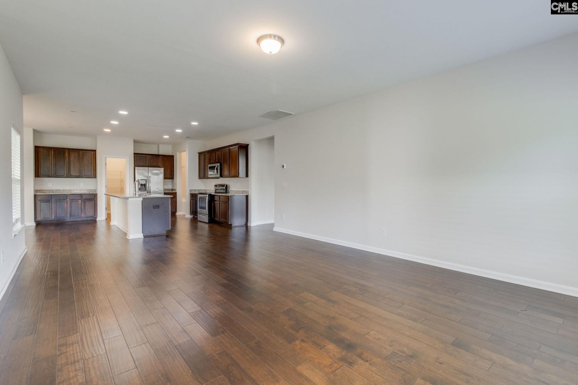 203 Shell Mound Court  Photo 9